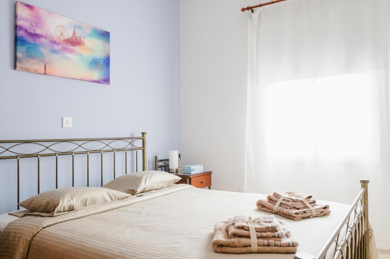 Aphrodite Gardens No.9 Luxury Apt Пафос Екстериор снимка